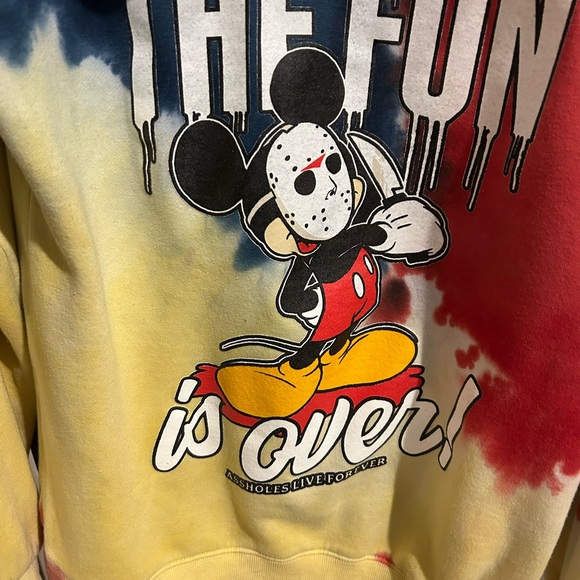 Almost new they don’t sell this one anymore! - Picture 2 of 3